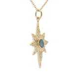 Collier doré étoile des vents martelée et labradorite 42 cm