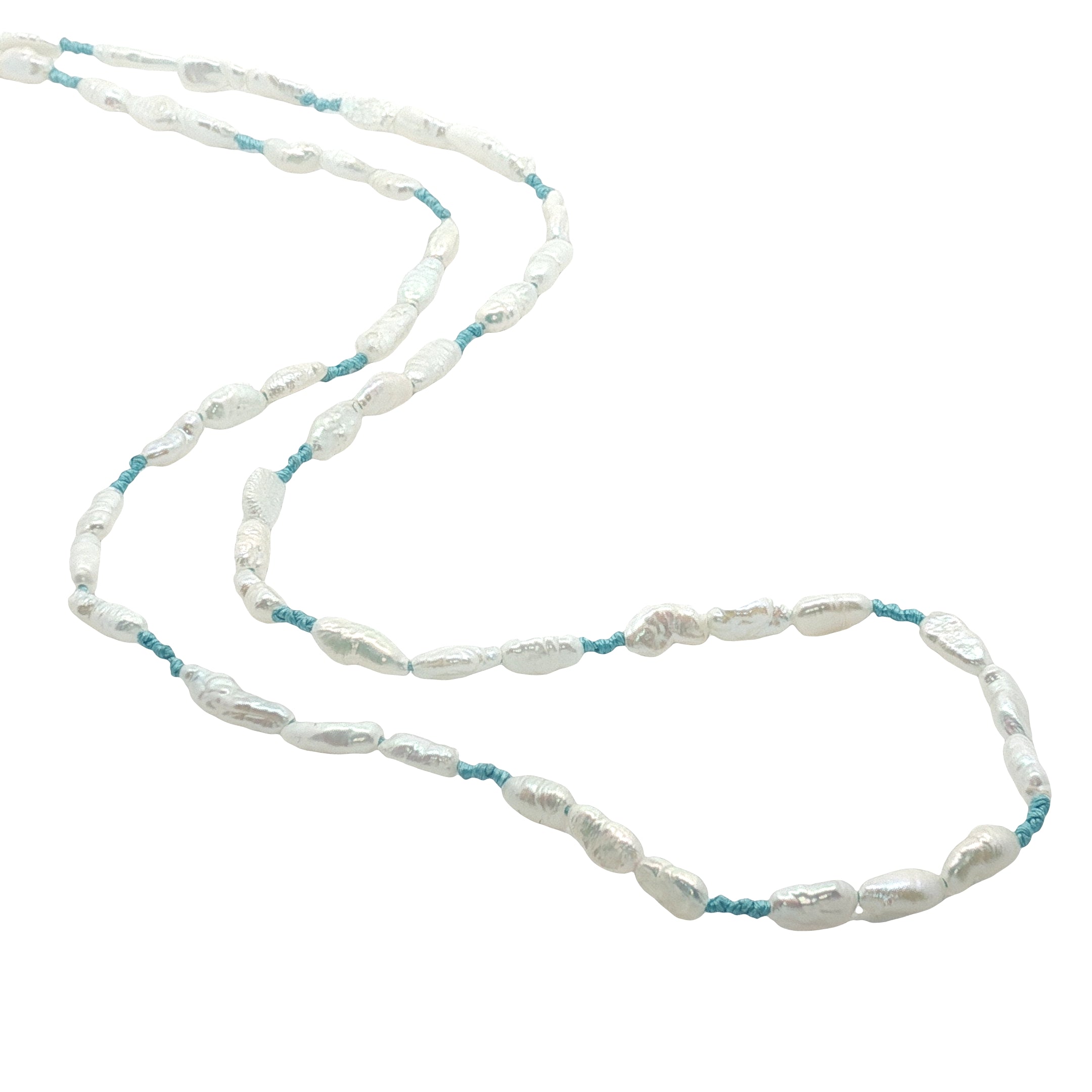 Collier doré alternance de perles de culture et noeuds turquoise 50 cm