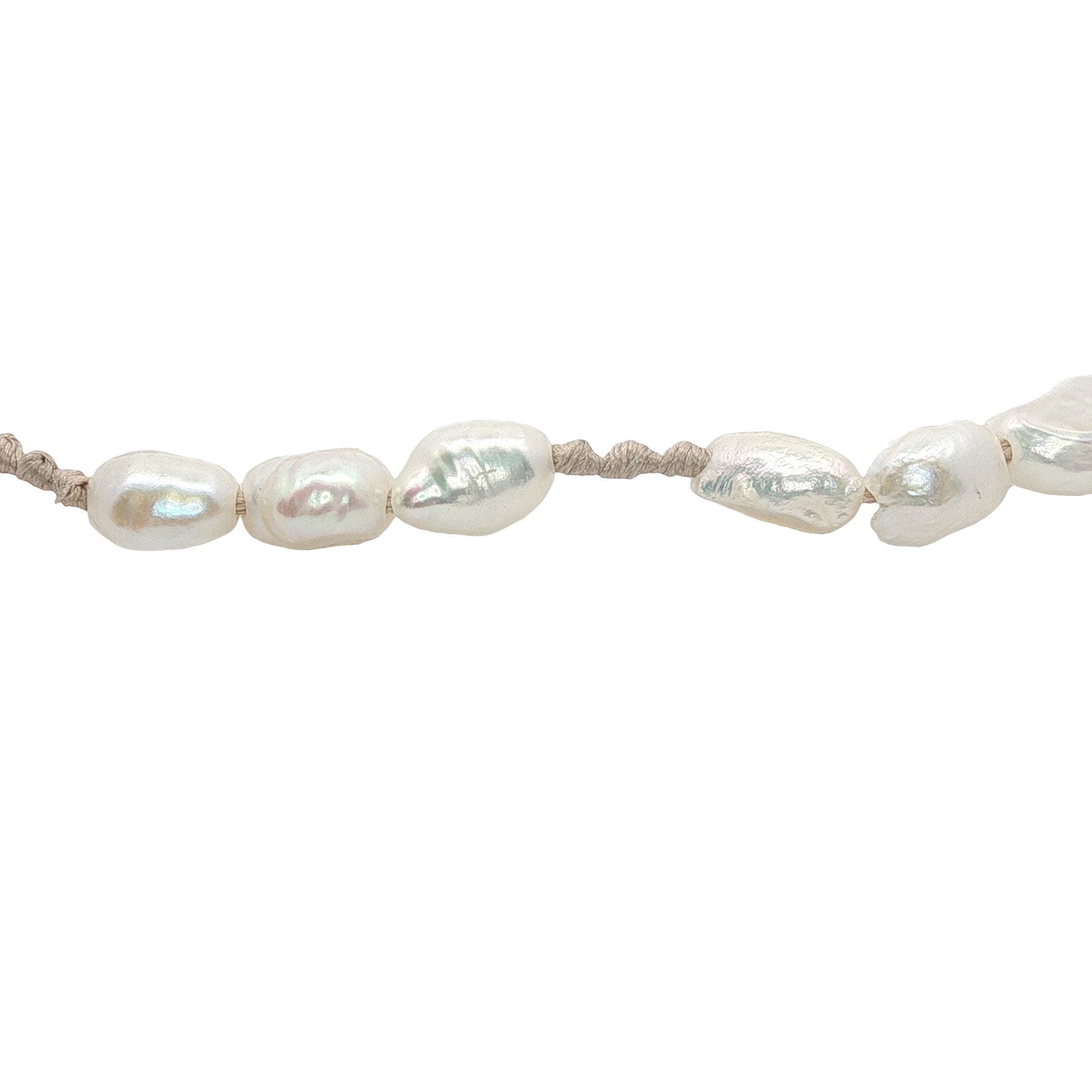 Bracelet doré alternance perles de culture et noeuds beige