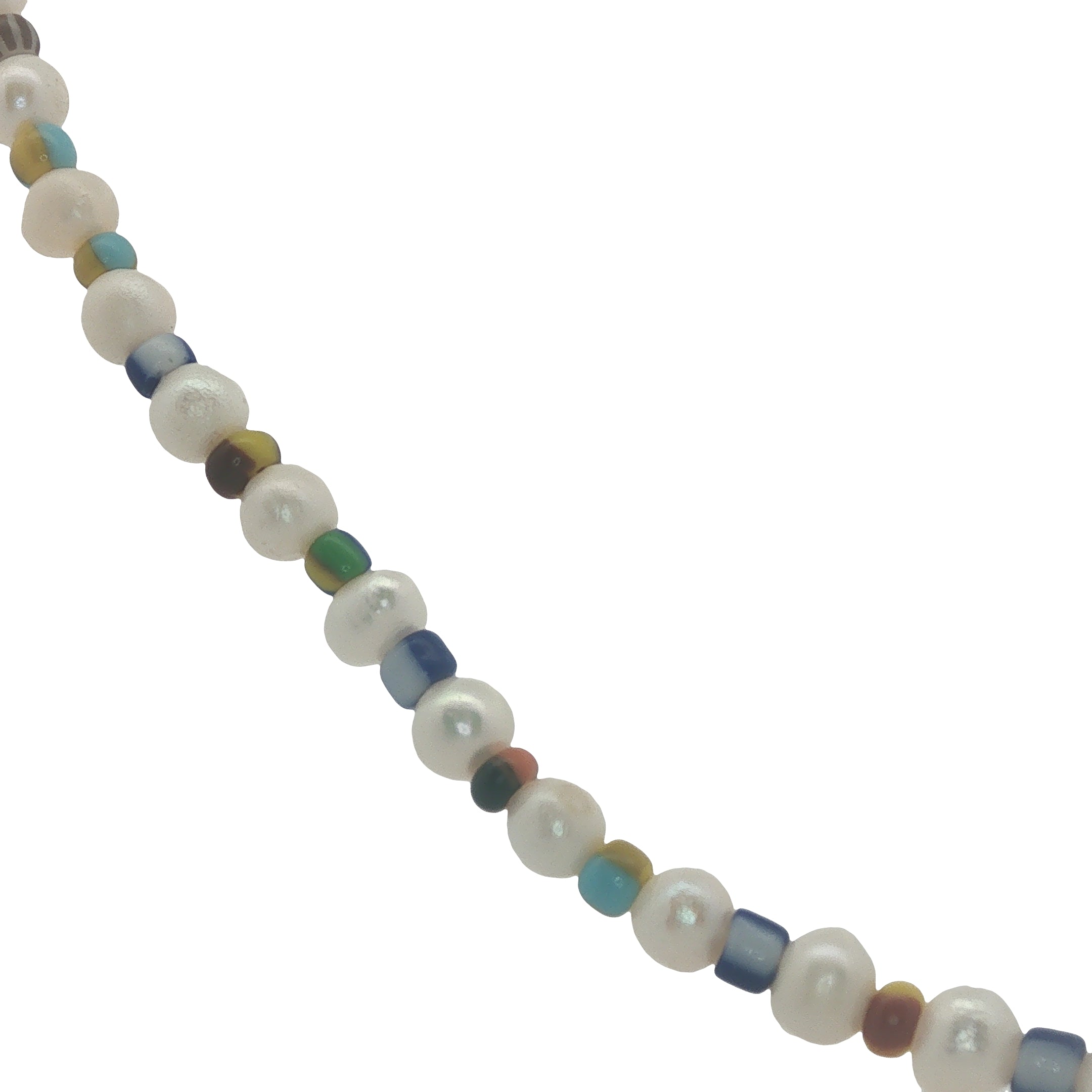 Collier doré perles de culture et perles multicolores 38 cm
