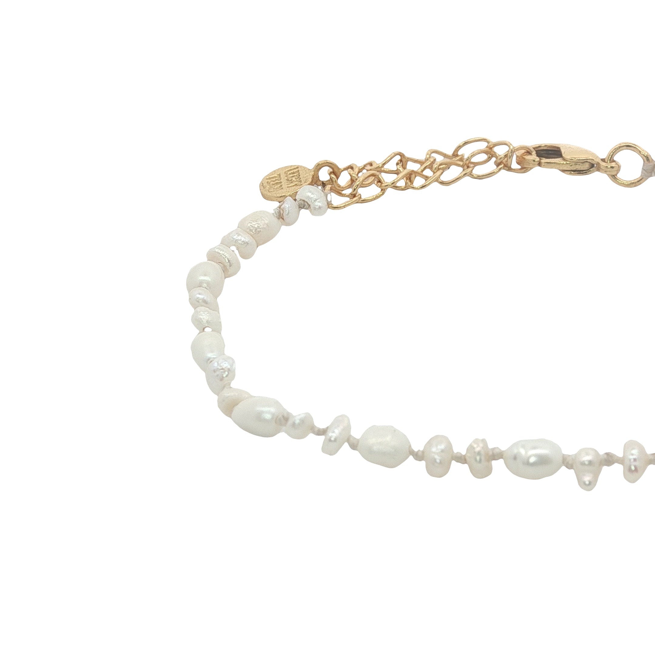 Bracelet doré petites perles de culture avec noeuds blancs