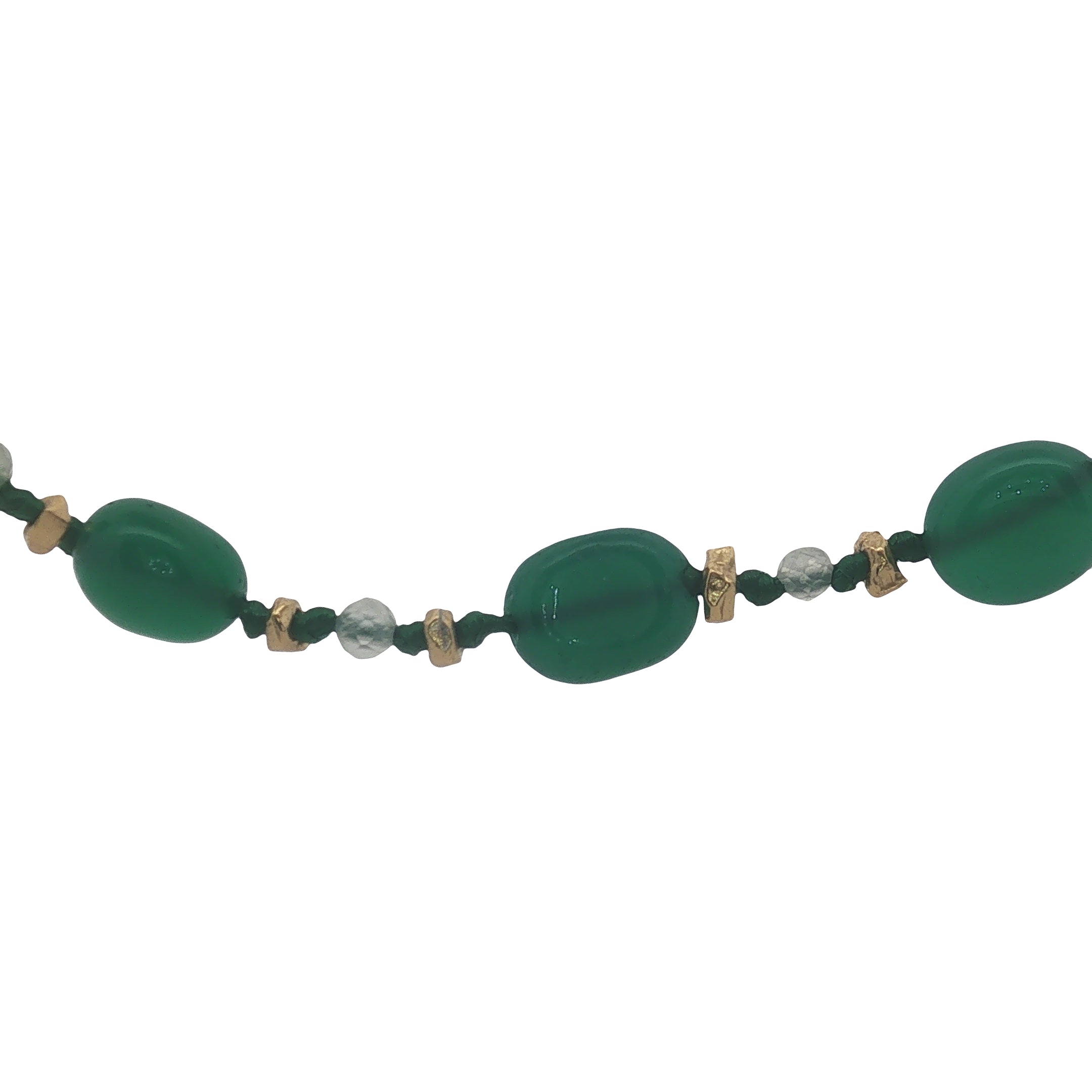 Collier doré onyx verte, perles dorées et noeuds verts 50 cm