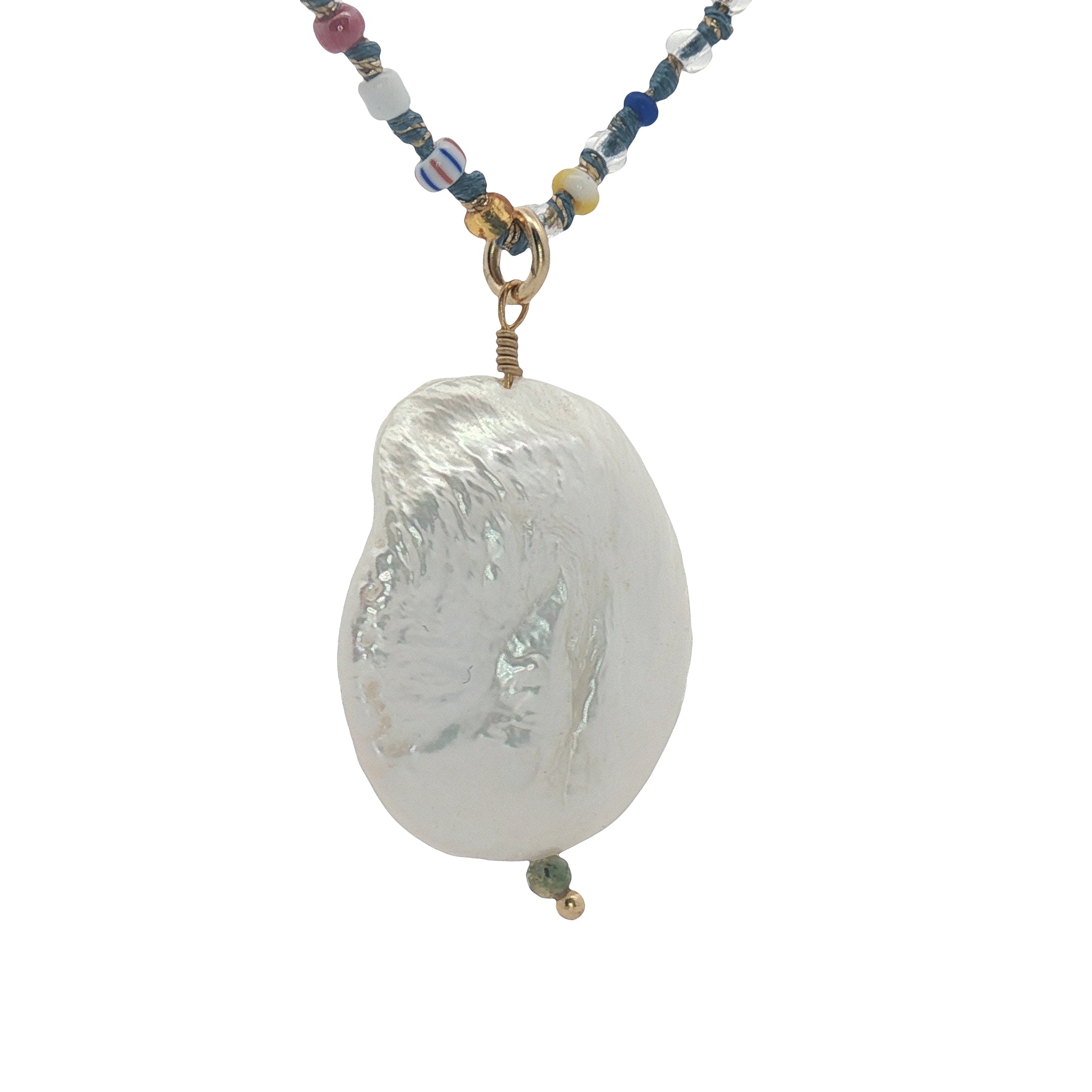 Collier doré nacre et tourmaline avec perles multicolores 60 cm