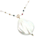 Collier doré nacre blanche, tourmaline et quartz rose 60 cm