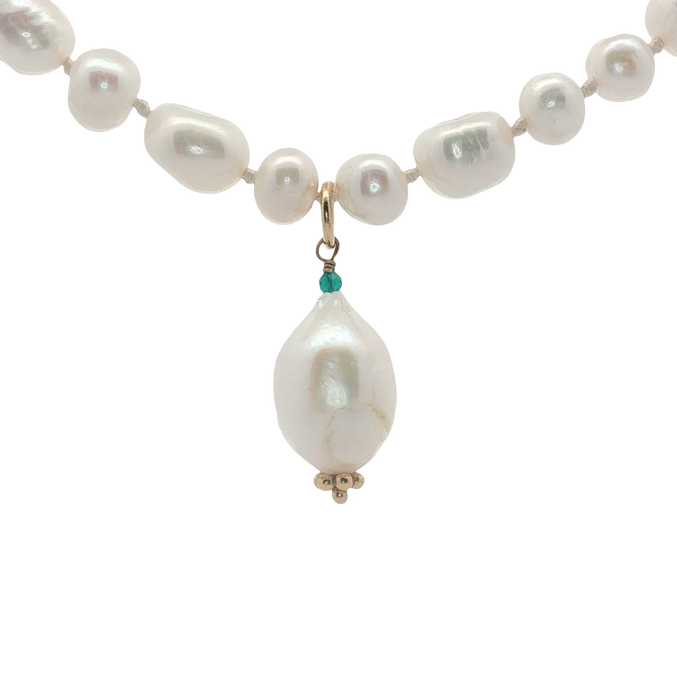 Collier doré perles de culture de différentes tailles 60 cm