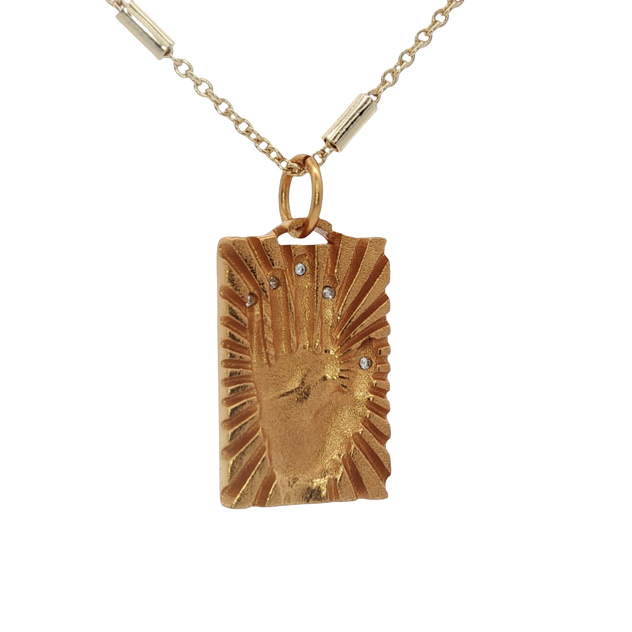 Collier doré plaque main de Fatma rayons 42 cm