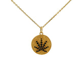Collier doré médaille feuille de chanvre avec zircons noirs 42 cm