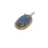 Charms doré lapis lazuli cabochon et scarabée doré