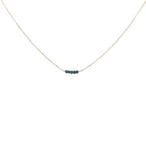 Collier doré 5 petites pyrite verte 40 cm