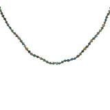 Collier doré perles multicolores sur fil vert 38 cm