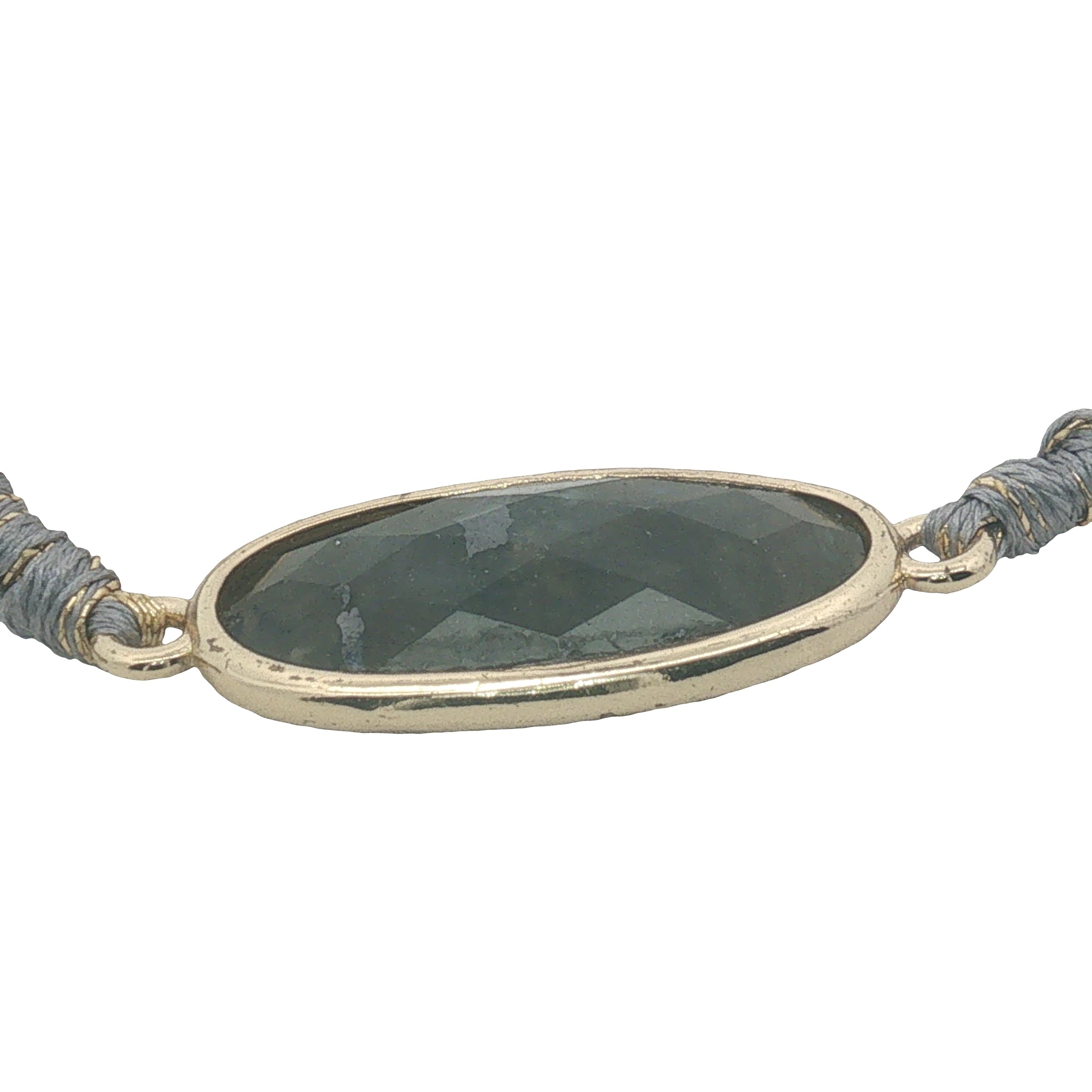 Bracelet cordon gris avec labradorite ovale cerclée de doré