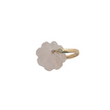 Charms doré fleur taillée dans du quartz rose avec étrier
