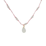 Collier doré fil rose orné de pierre de lune 46cm