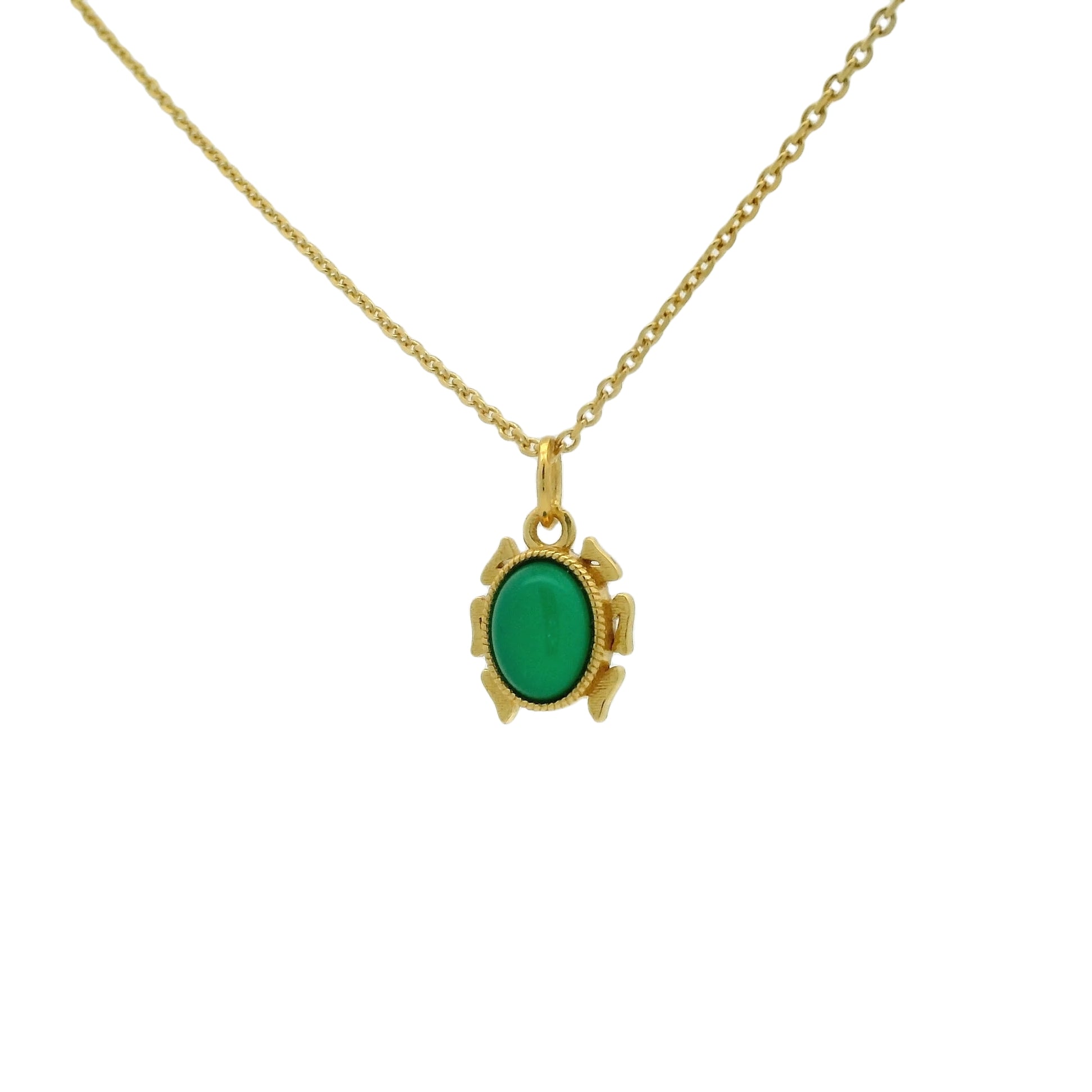 Collier doré scarabée onyx verte cabochon 42 cm