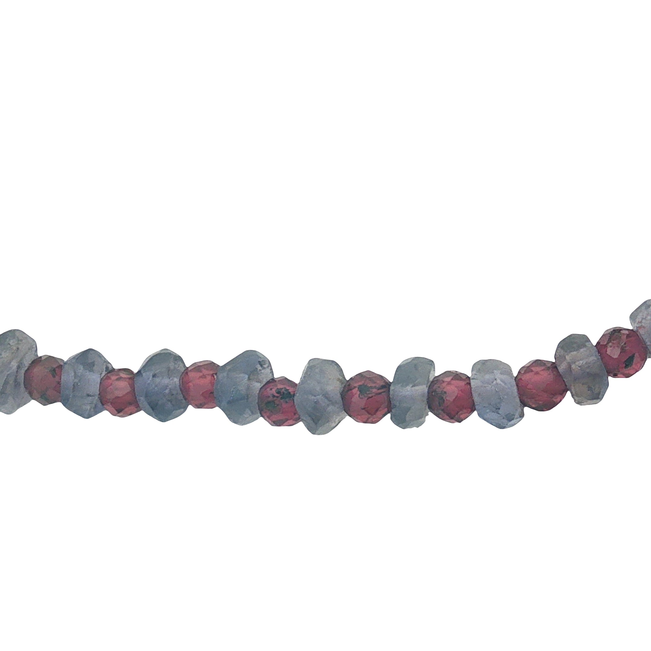 Bracelet doré avec alternance de grenat et iolite