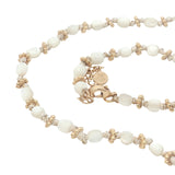 Collier doré perles nacre et couronnes dorées 42 cm