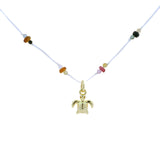 Collier fil blanc avec tourmaline et petite tortue dorée 42 cm