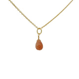 Collier doré pierre du soleil en goutte facettée 42 cm