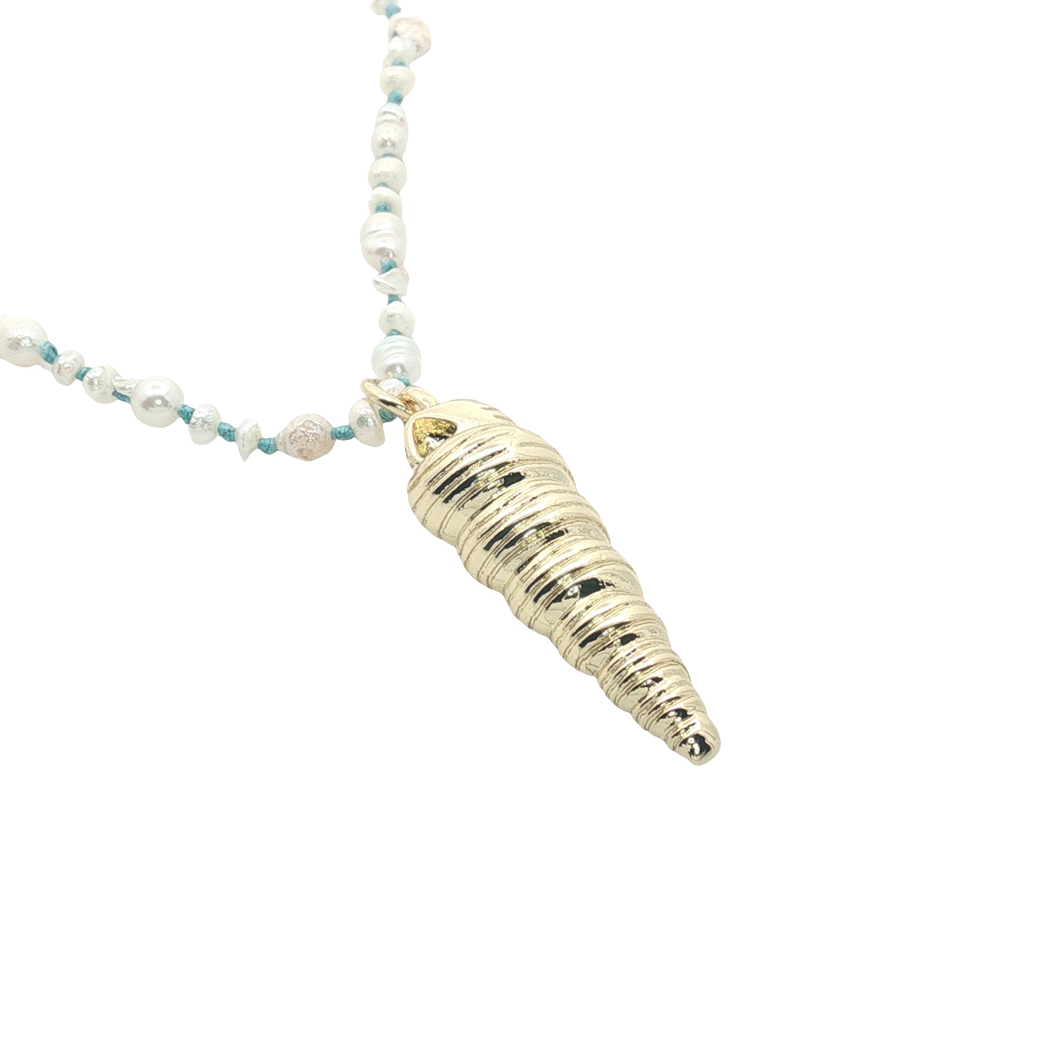 Collier doré petites perles de culture et coquillage torsadé doré 75 cm