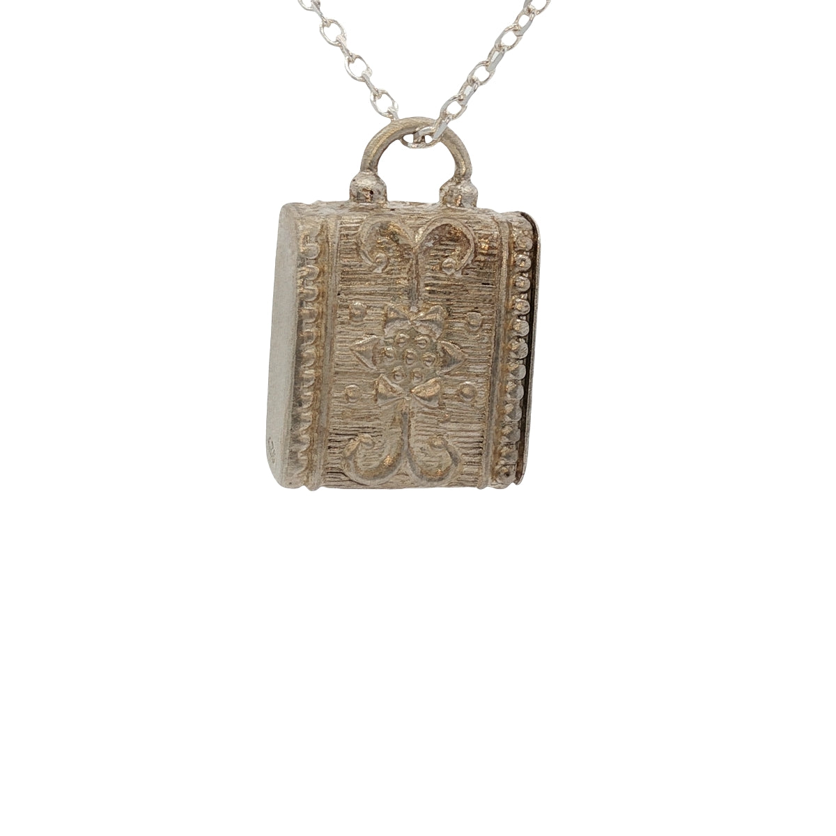 Collier argent 925 boite porte bonheur fleurs 42 cm