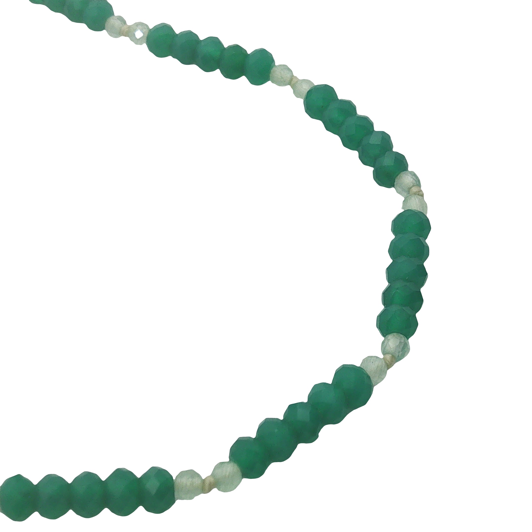 Collier doré avec alternance d'onyx verte et de prehnite 60 cm
