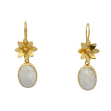 Boucles d'oreilles dorées fleur et pierre de lune