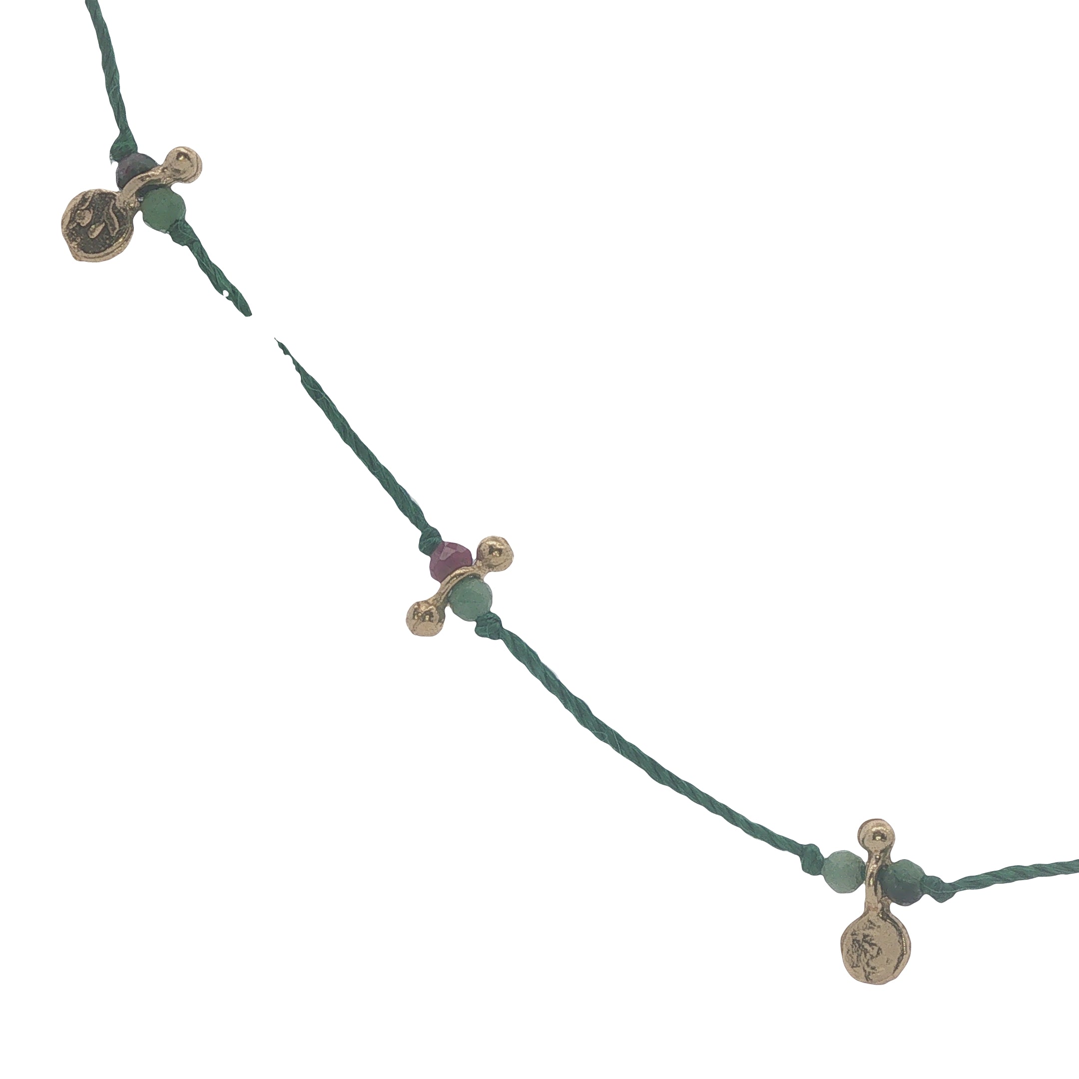 Collier doré fil vert avec pampilles et rubis zoisite 60 cm