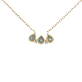 Collier doré 3 pierres gouttes et zircons 40 cm