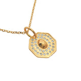 Collier doré médaille octogonale scarabée et zircons 42 cm