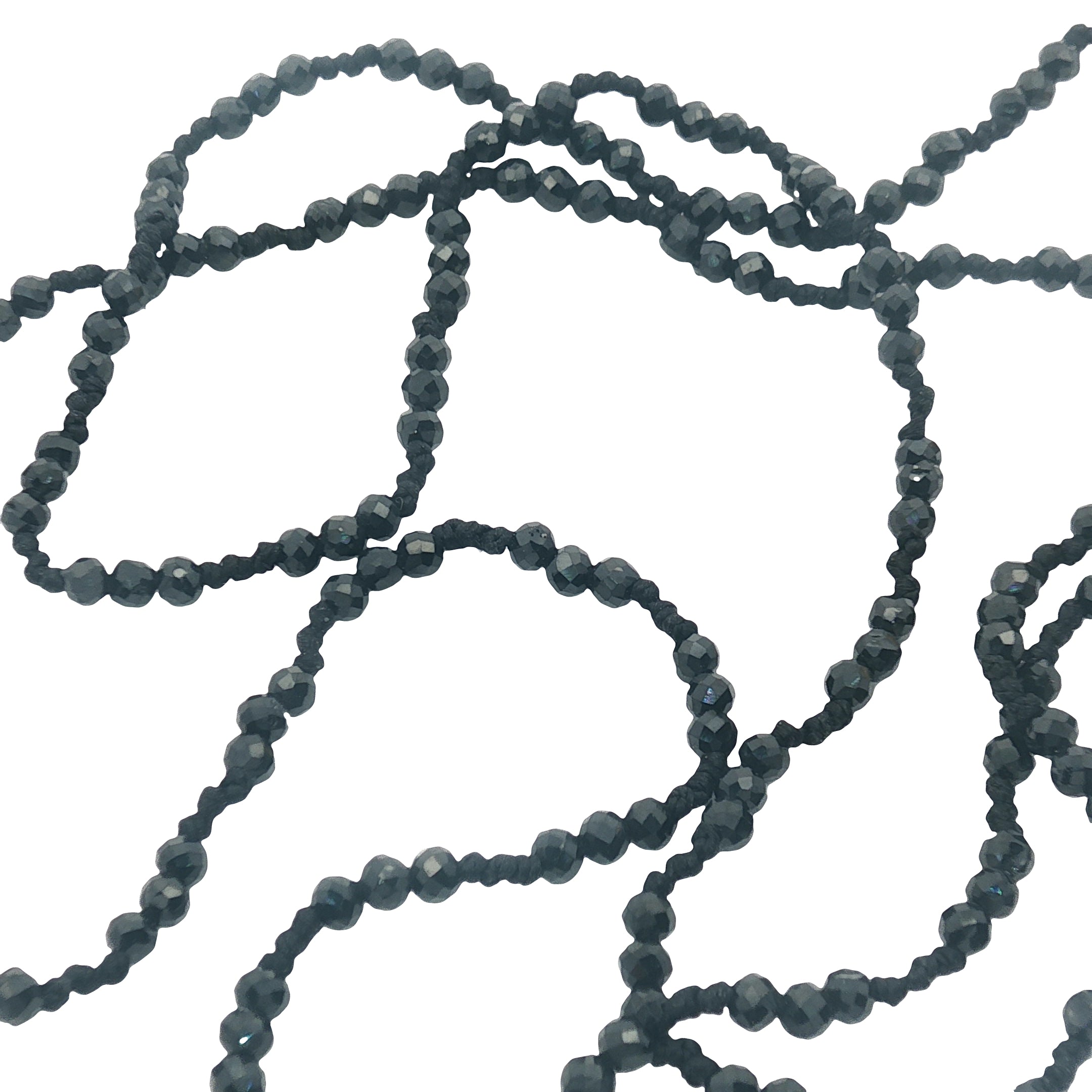 Collier doré perles onyx noire cylindre zircons émail 60 cm