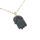Collier doré main de Fatma taillée dans du quartz fumé 60 cm