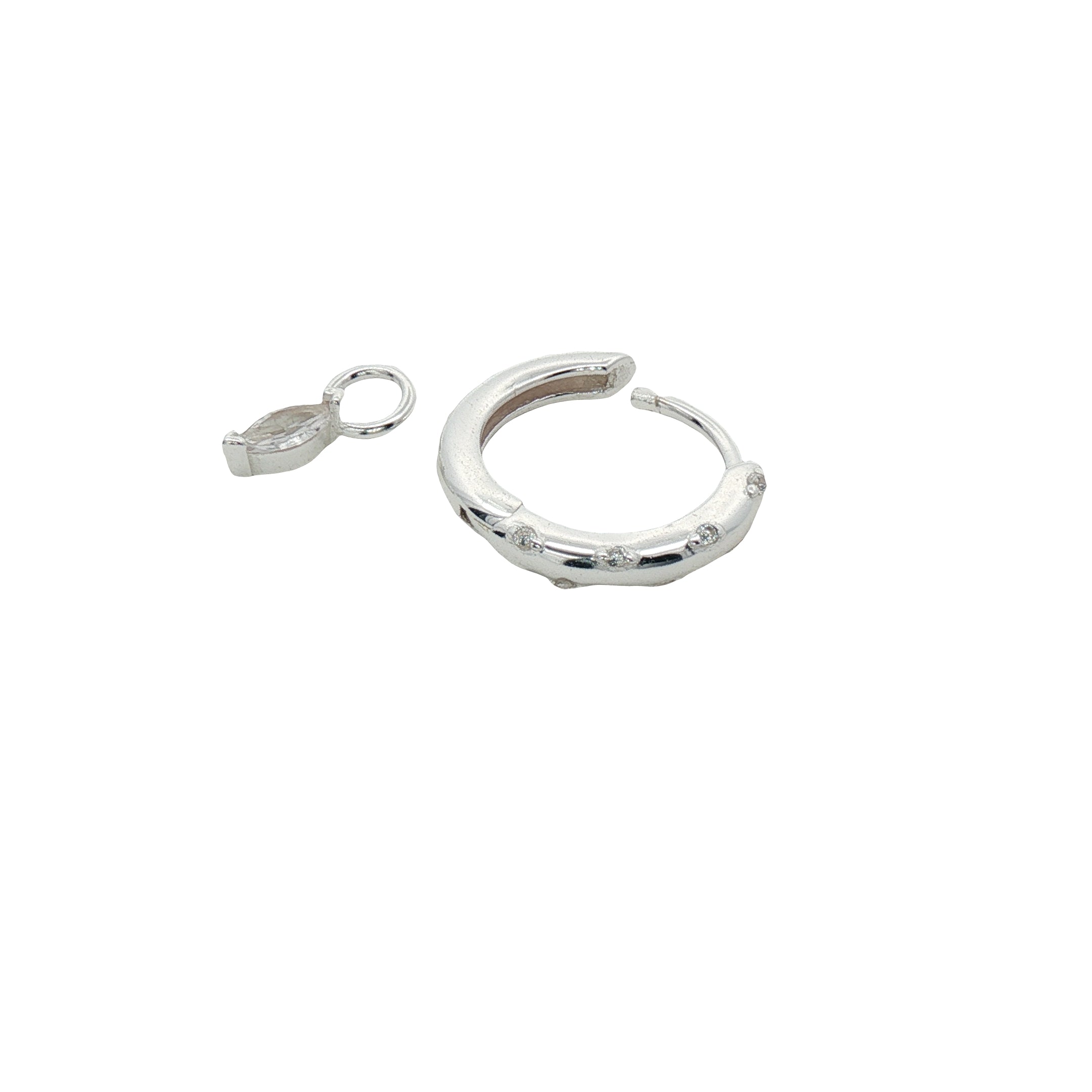 Mini créole fermée argent 925 avec pampille zircon navette