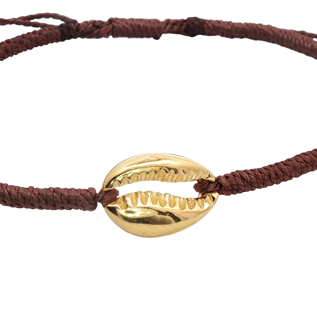 Bracelet sur cordon marron avec cauri doré