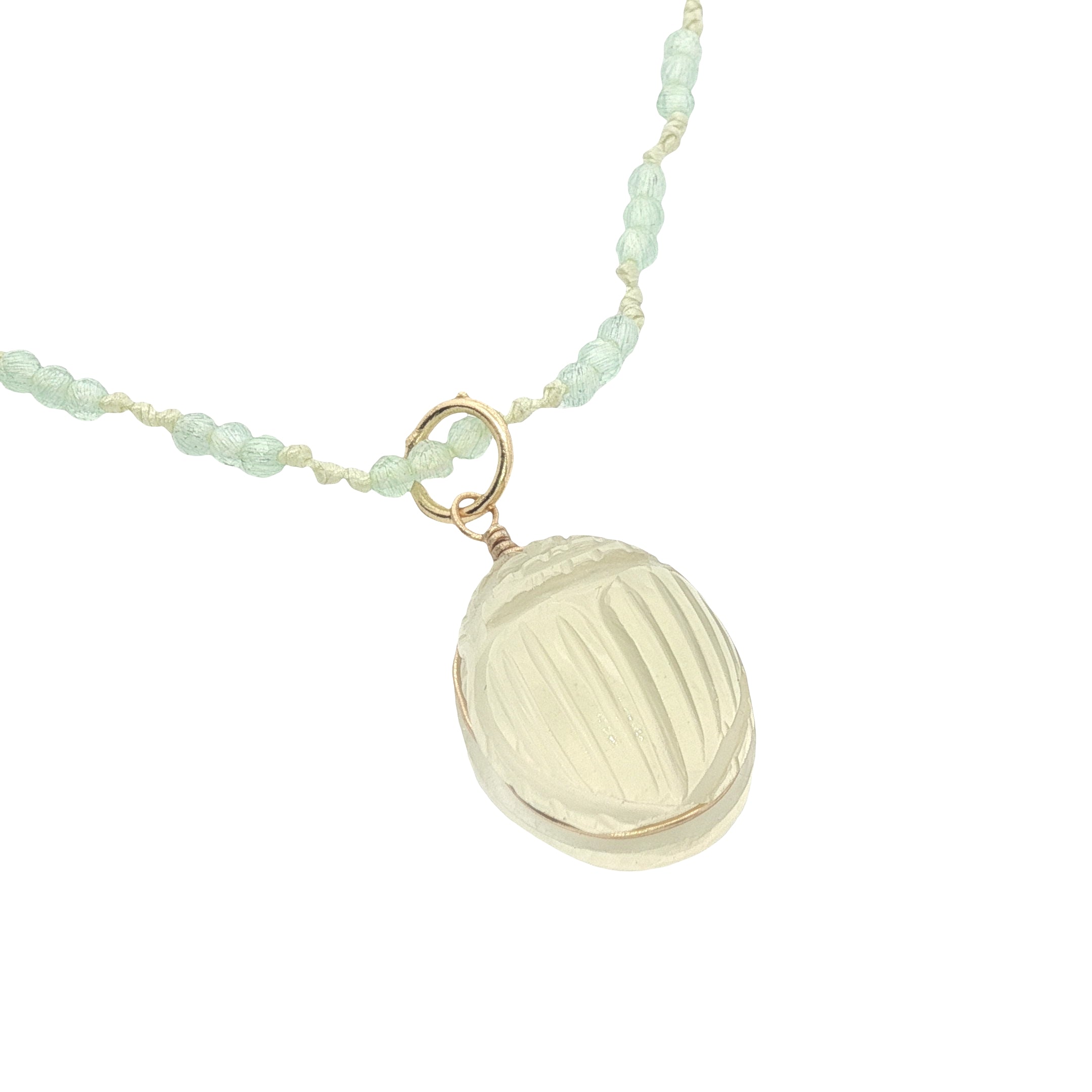 Collier doré prehnite scarabée taillé dans quartz citron 60 cm