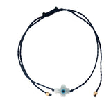 Bracelet sur fil fin bleu marine croix avec oeil en nacre