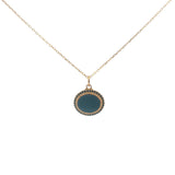 Collier doré médaillon onyx noire ovale et zircons 42 cm
