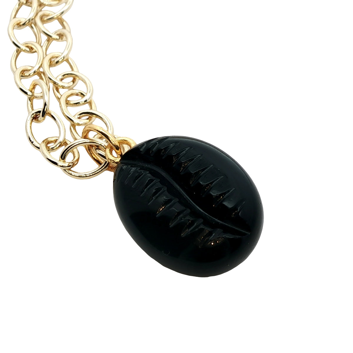 Collier doré cauri onyx noire 42 cm