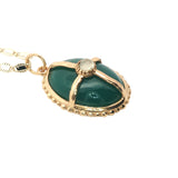 Collier doré médaillon onyx verte avec cage et prehnite 50 cm