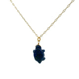 Collier doré tortue taillée dans la lapis lazulis 42cm
