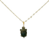 Collier doré tortue taillée dans la labradorite 42 cm