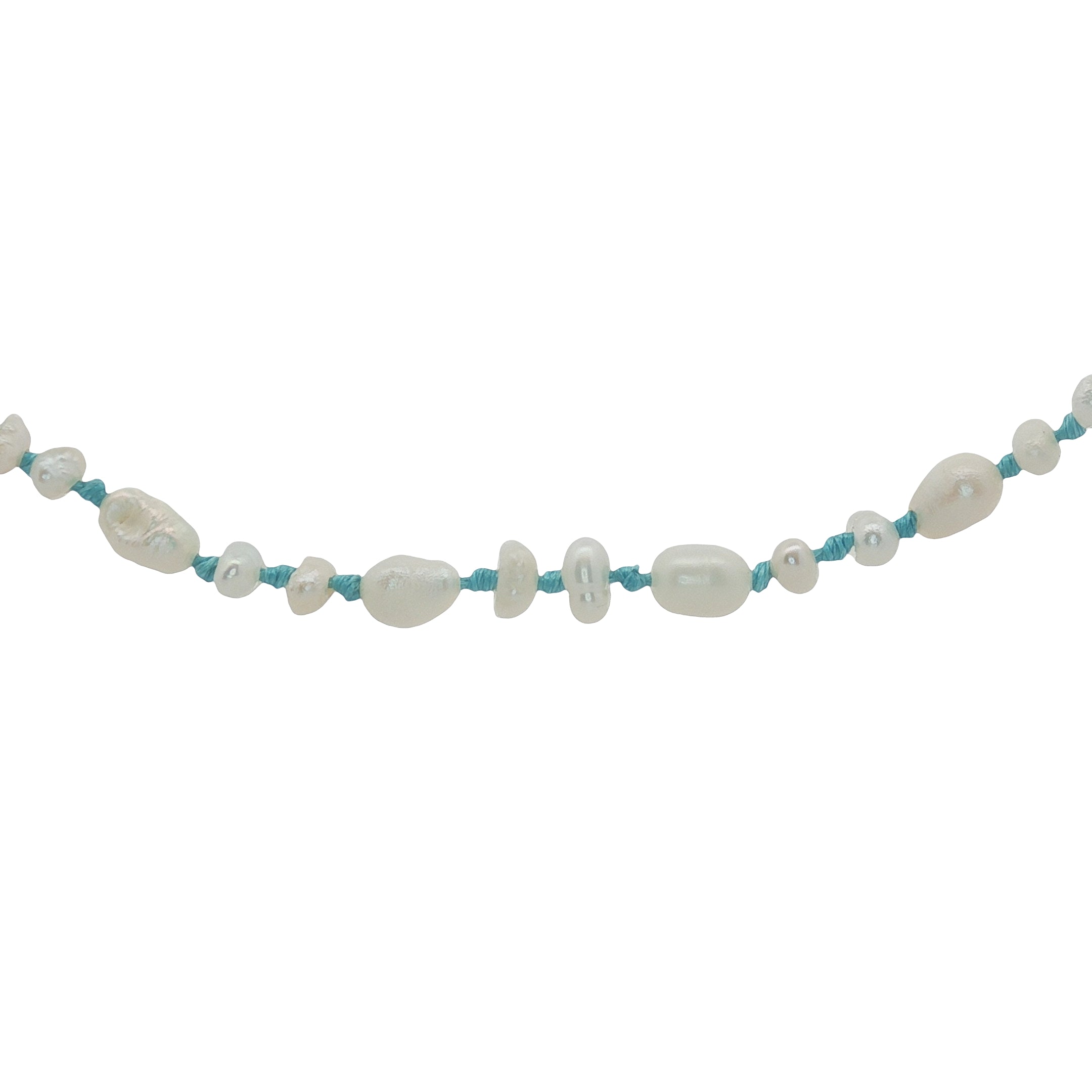 Collier doré petites perles de culture et fil turquoise 42 cm