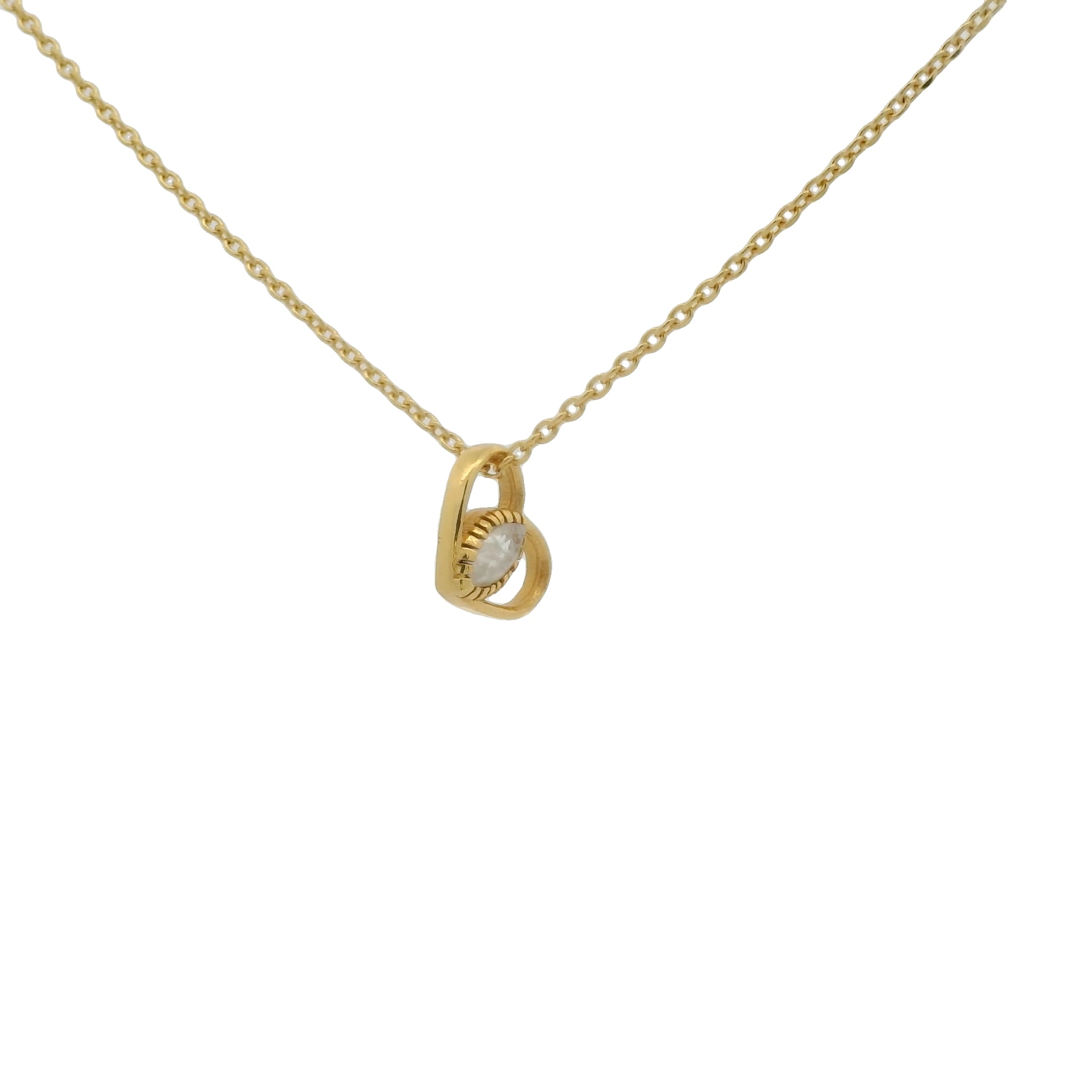 Collier doré petit coeur évidé avec pierre de lune 42 cm