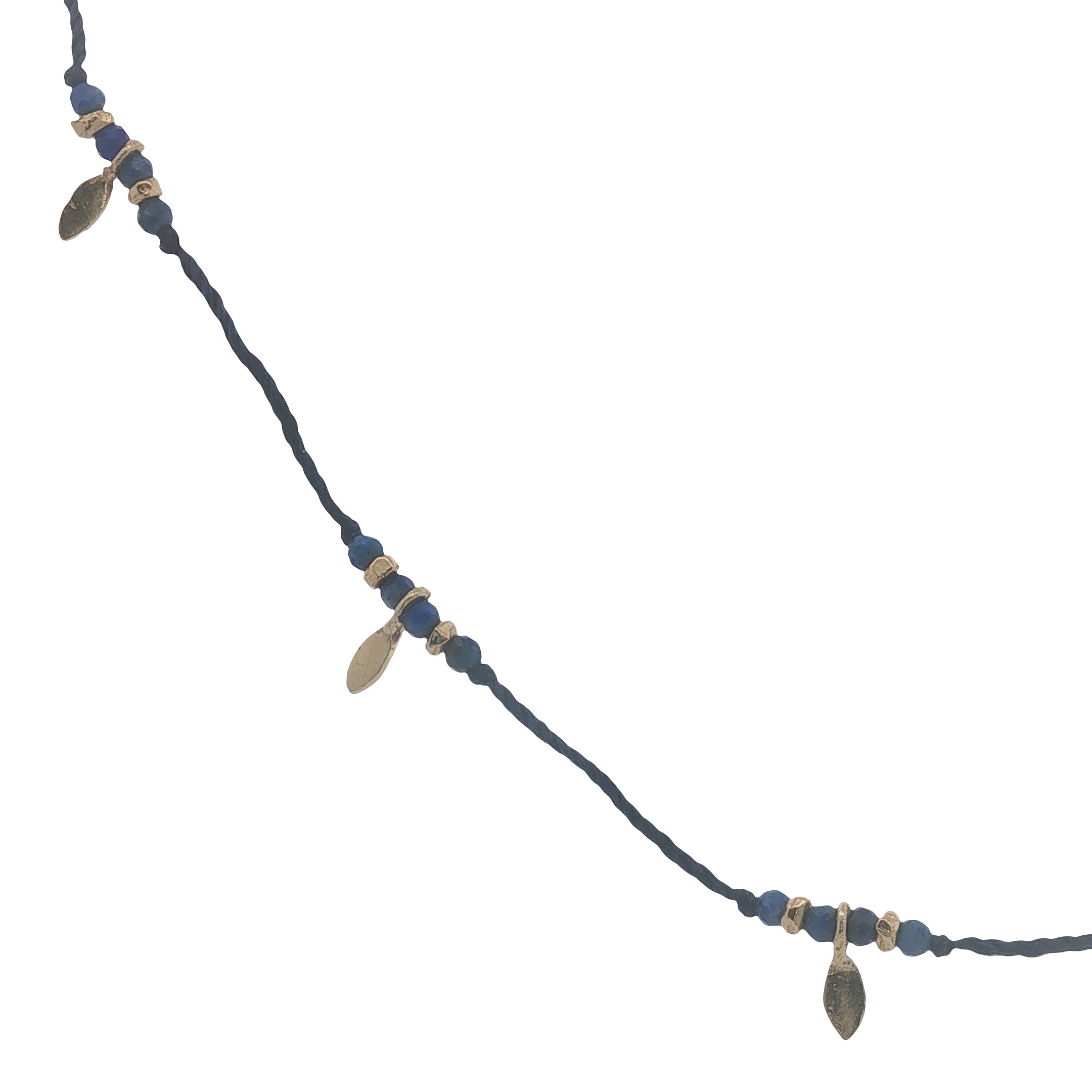 Collier doré fil bleu marine lapis lazuli, pampilles et perles dorées 60 cm