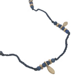 Collier doré fil bleu marine lapis lazuli, pampilles et perles dorées 60 cm