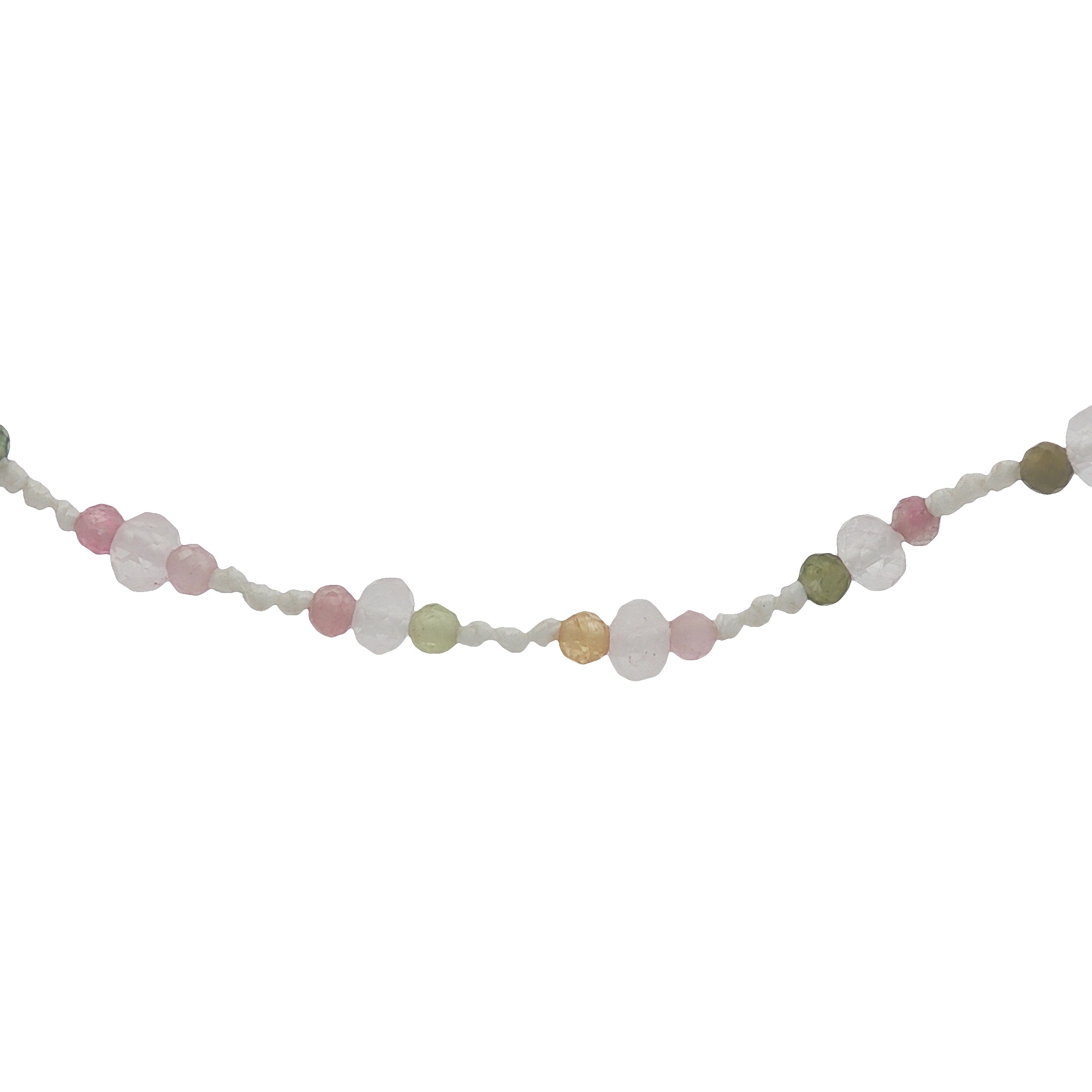Collier doré avec tourmaline, quartz rose et noeuds blancs 60 cm