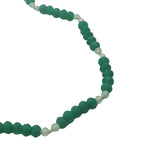Collier doré avec alternance d'onyx verte et de prehnite 42 cm