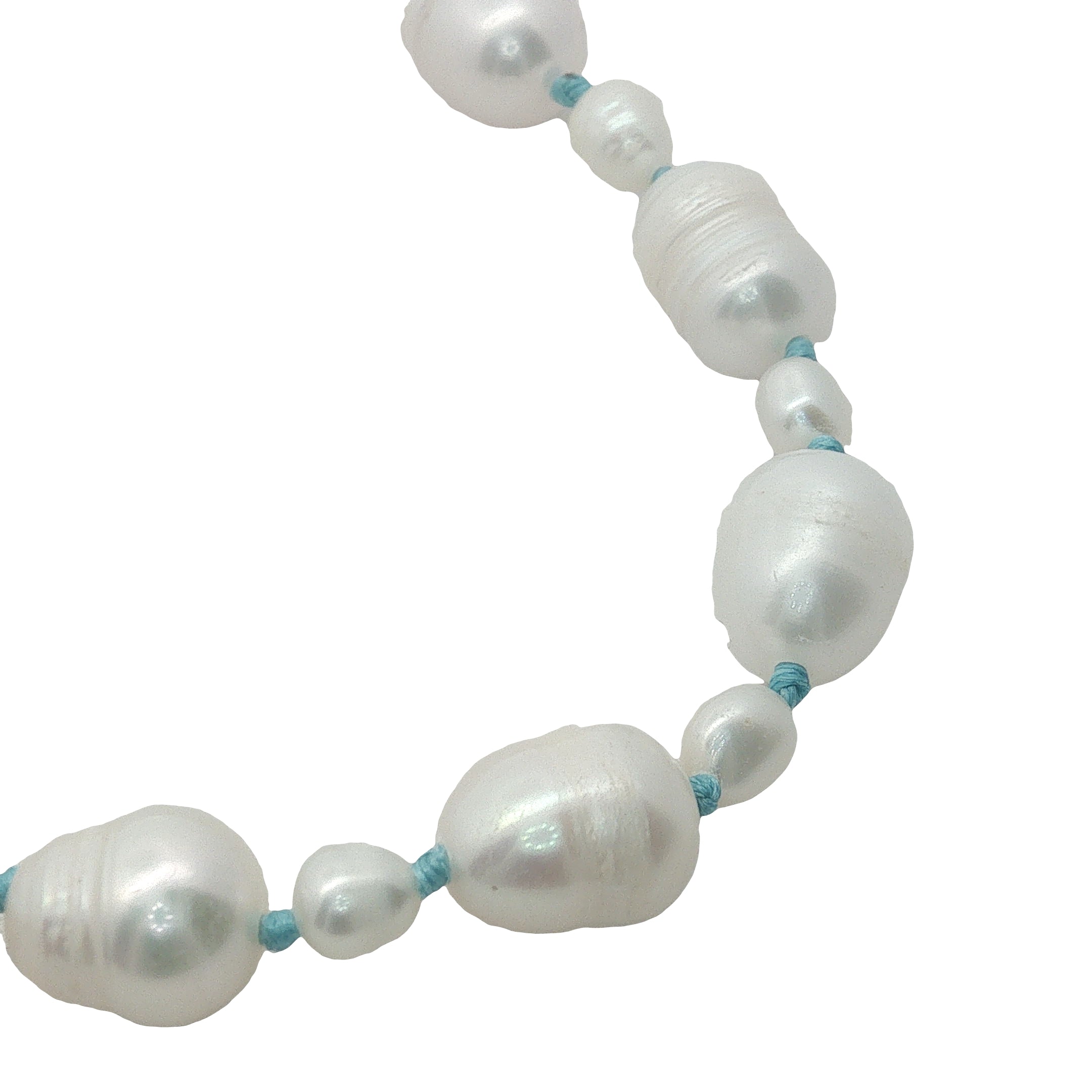 Collier doré petites et grandes perles de culture noeuds turquoise 50 cm