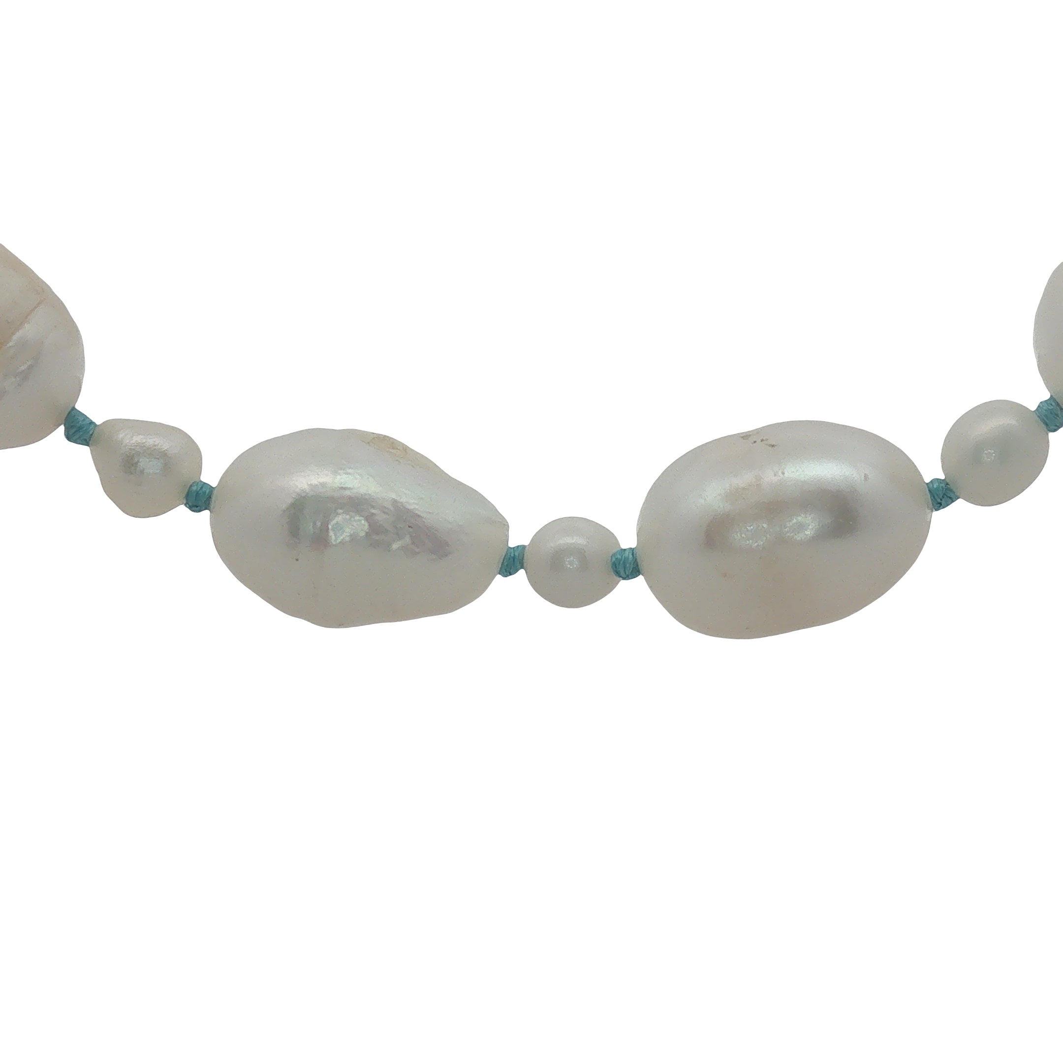 Collier doré alternance petites et grandes perles de culture avec noeuds turquoise 60 cm
