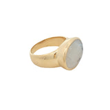 Bague chevalière dorée massive pierre de lune ovale