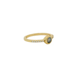 Bague dorée solitaire labradorite avec zircons